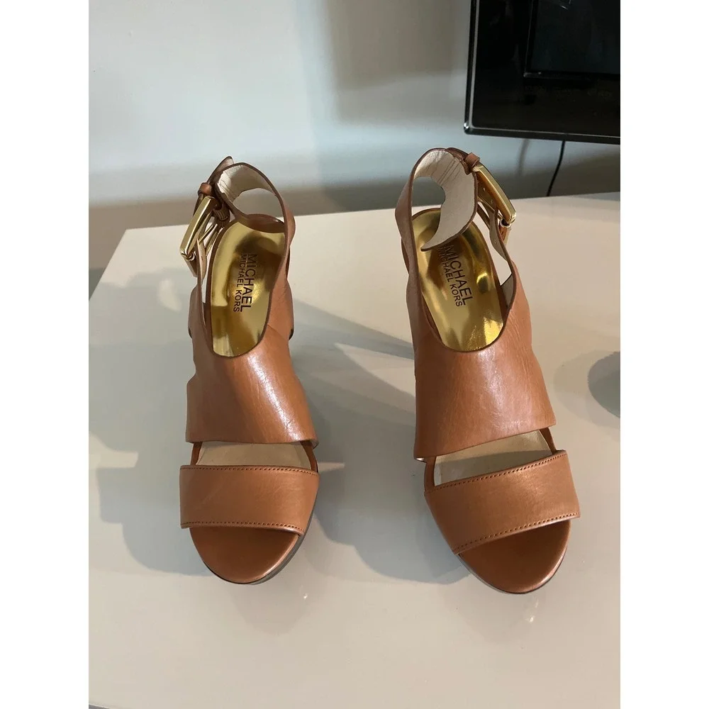 Michael Kors Tan‎ Leather Platform Sandals Gold Buckle Ankle Strap Heels